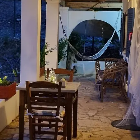 Cozy Corfu 5 Minutes To Aqualand Casa de Férias