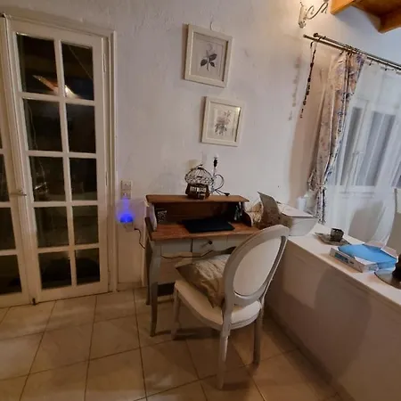 Cozy Corfu 5 Minutes To Aqualand Semesterbostad Ágios Ioánnis